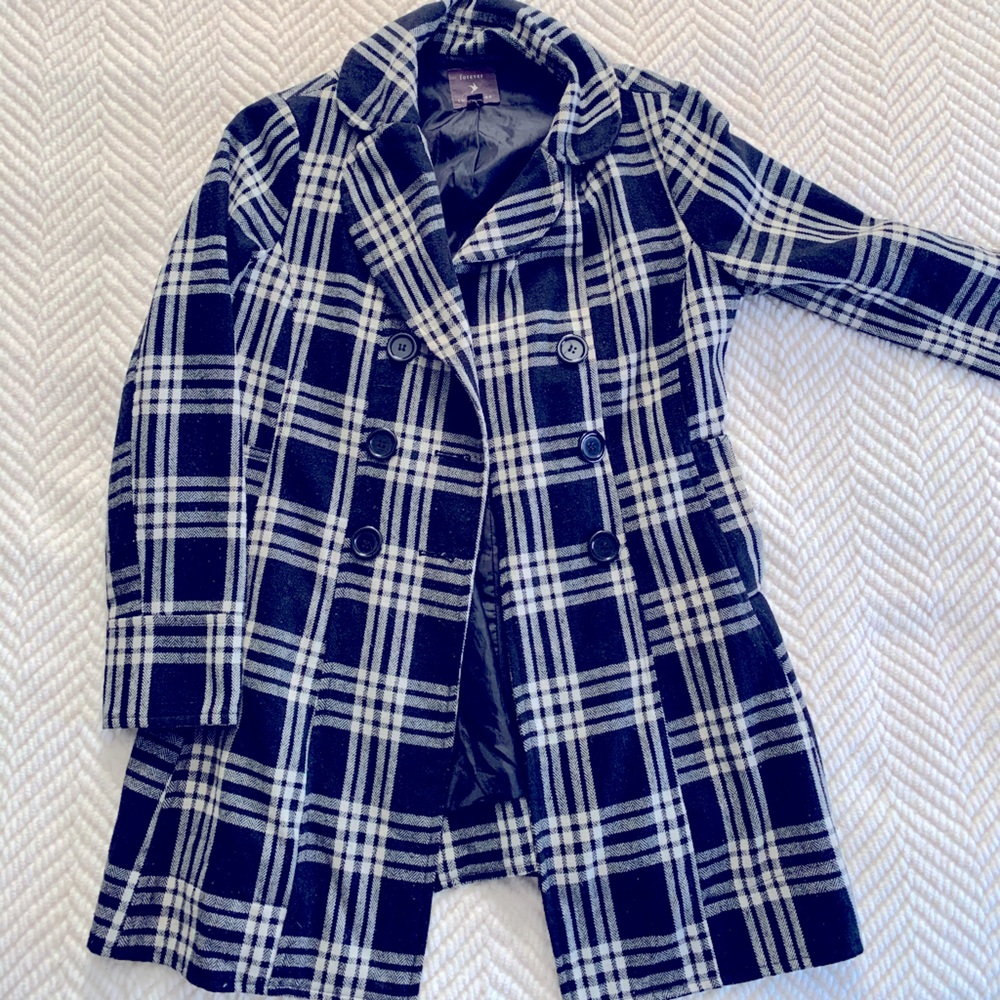 Forever 21 Large Houndstooth Coat